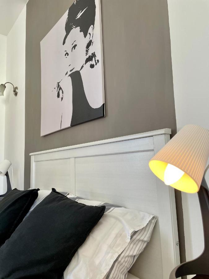 Simons Apartments Minutes Away From Balluta Bay And St Julians Sliema Eksteriør bilde
