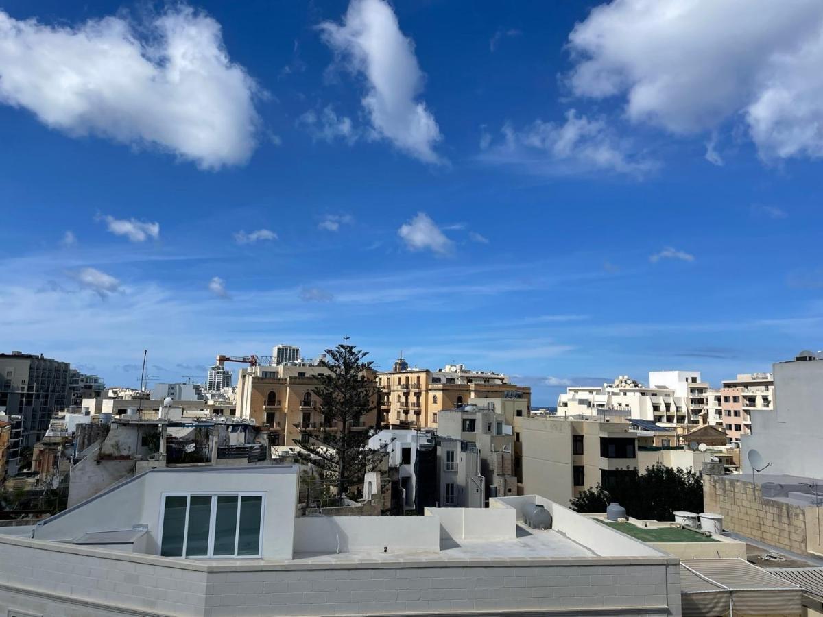 Simons Apartments Minutes Away From Balluta Bay And St Julians Sliema Eksteriør bilde
