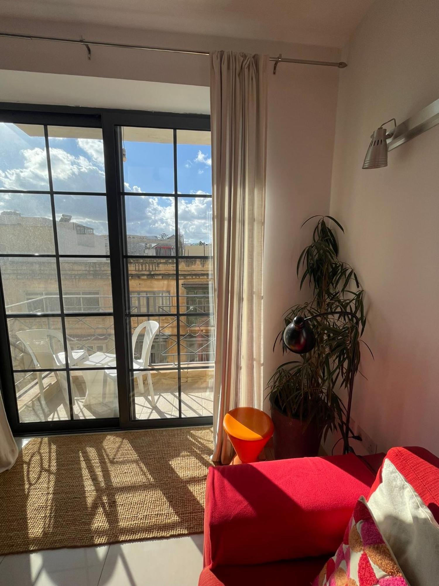 Simons Apartments Minutes Away From Balluta Bay And St Julians Sliema Eksteriør bilde