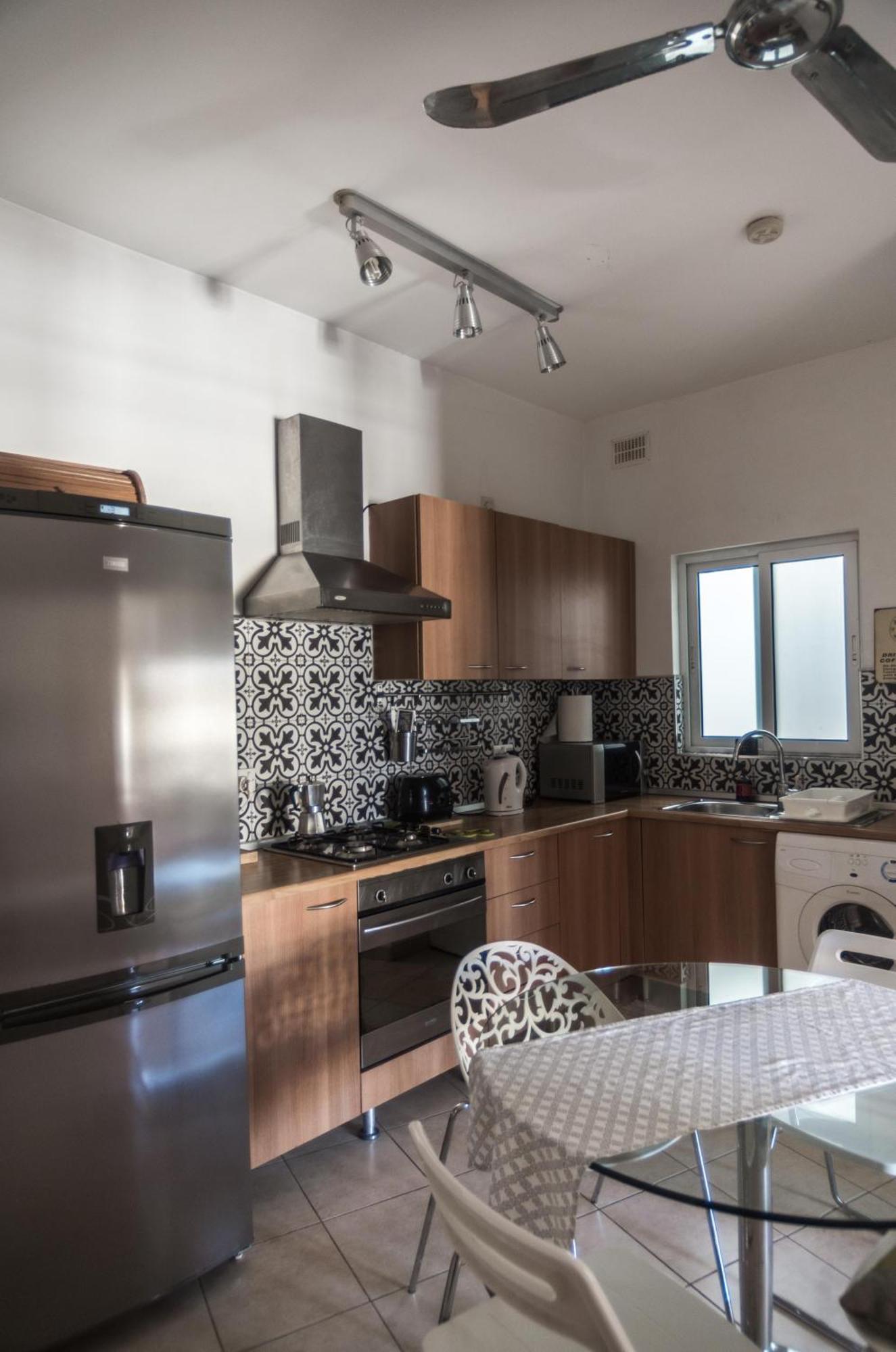 Simons Apartments Minutes Away From Balluta Bay And St Julians Sliema Eksteriør bilde