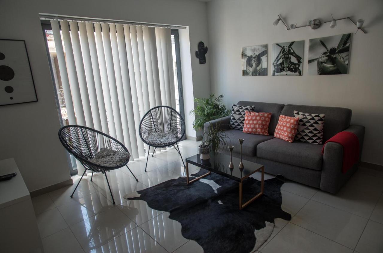 Simons Apartments Minutes Away From Balluta Bay And St Julians Sliema Eksteriør bilde