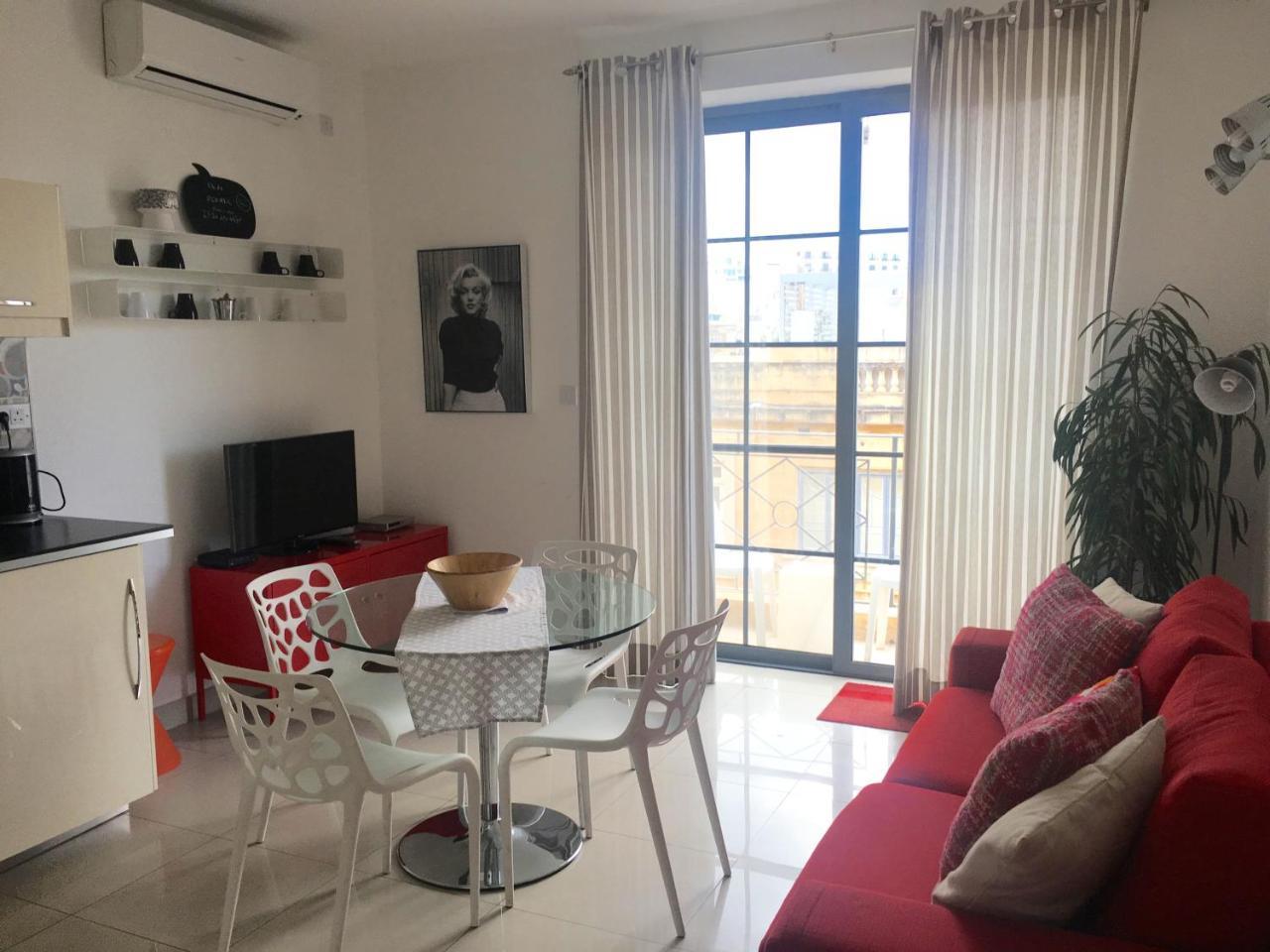 Simons Apartments Minutes Away From Balluta Bay And St Julians Sliema Eksteriør bilde